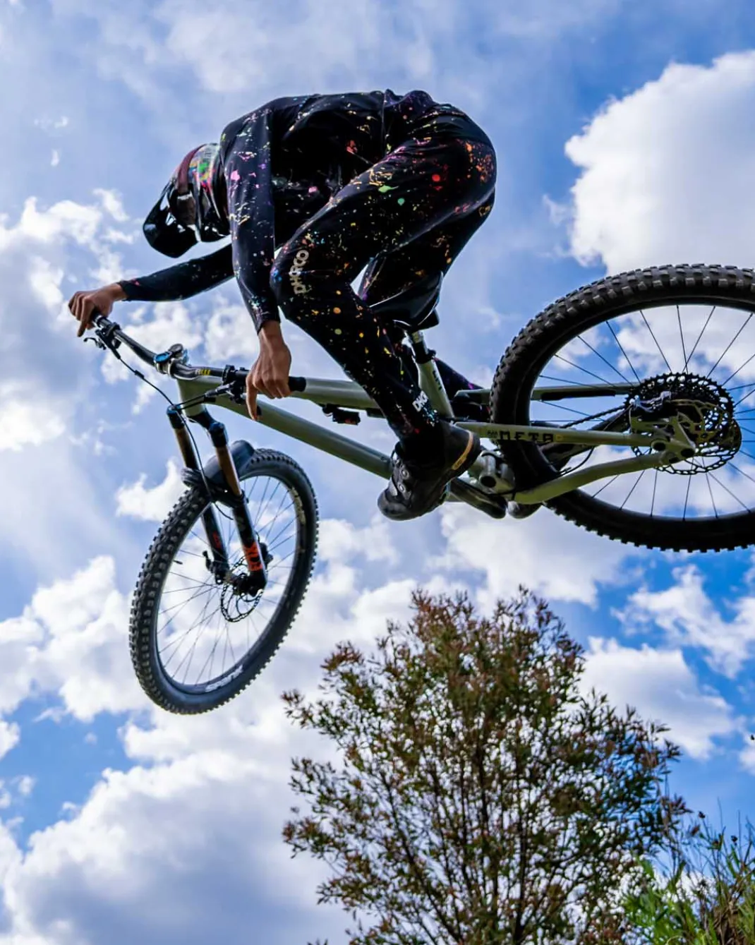 Mens Gravity Pants | Supernova