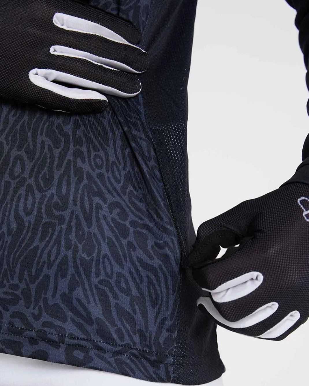 Womens Gravity Jersey | Savannah