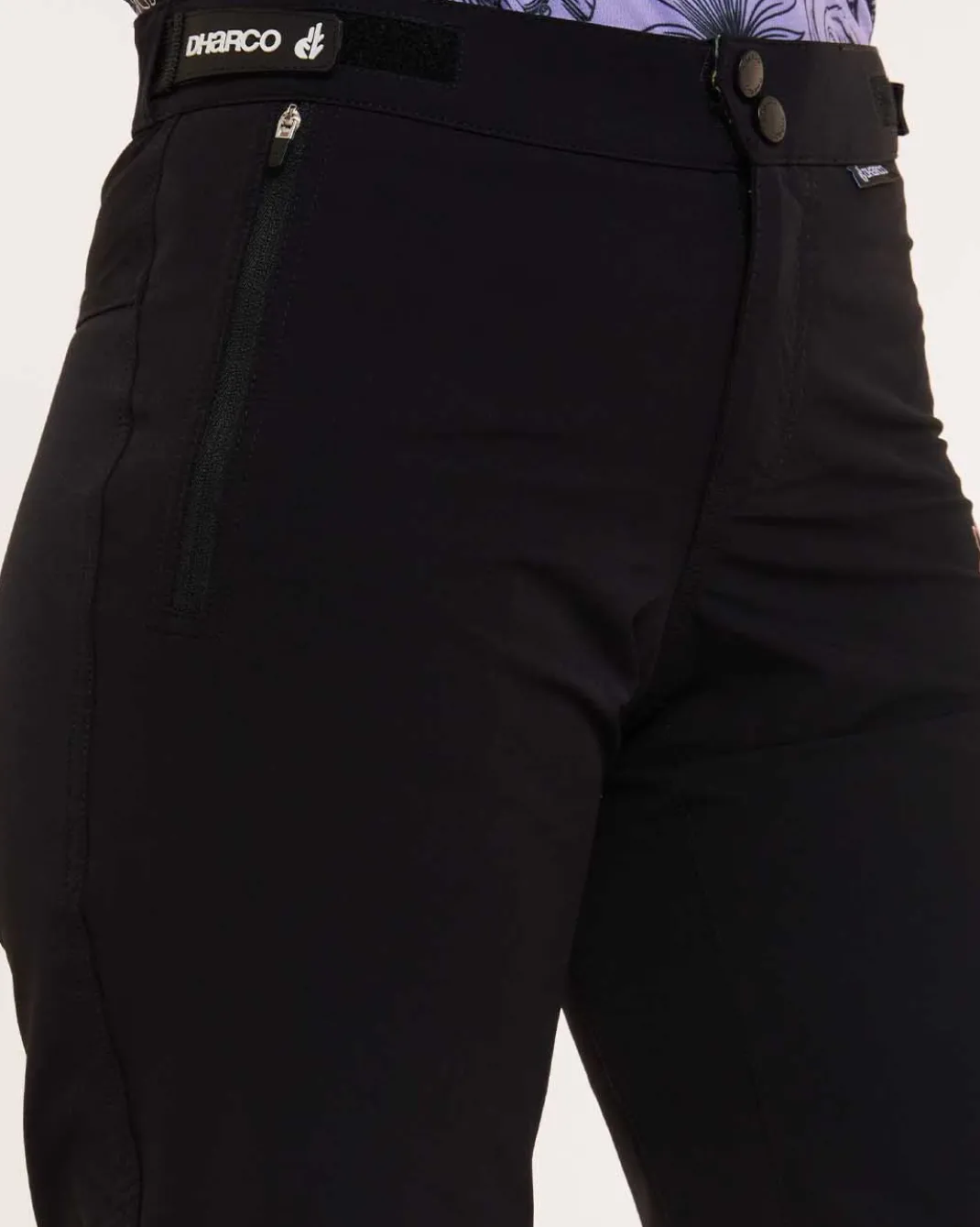 Womens Gravity Shorts | Black