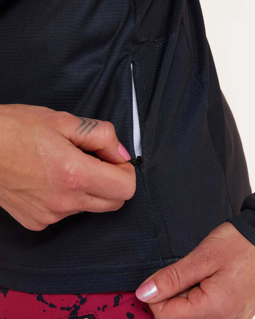 Womens Gravity Jersey | Stealth