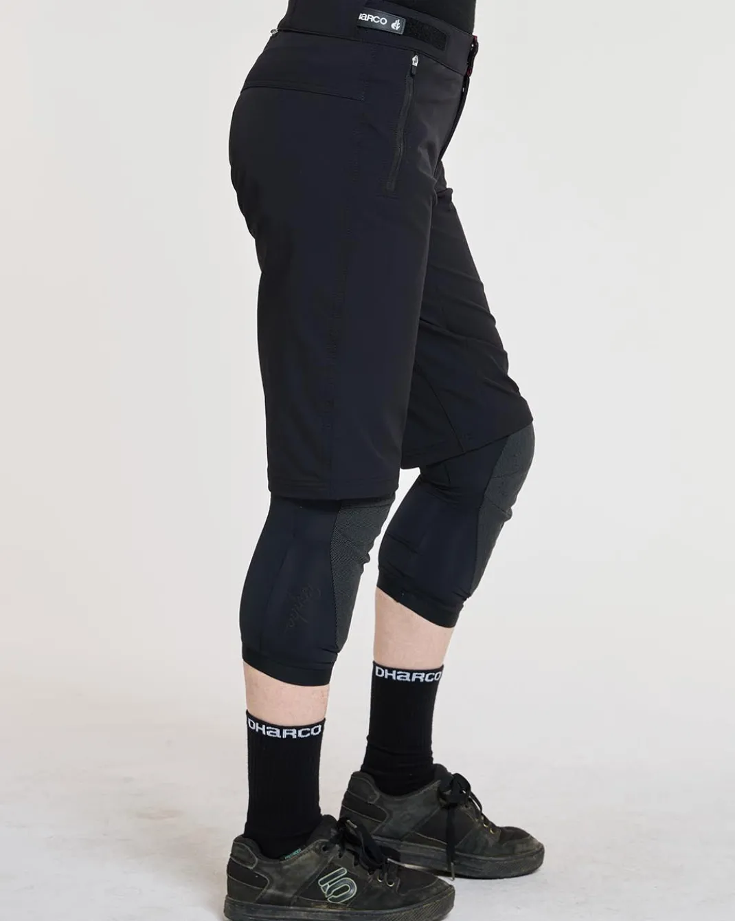 Womens Gravity Shorts | Black